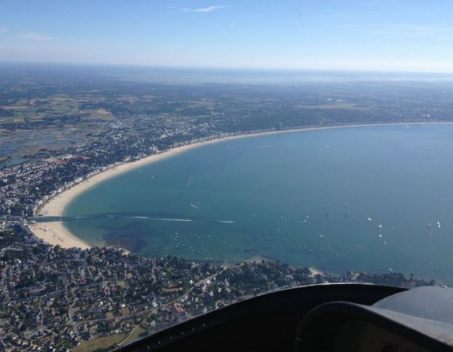  Flight over La Baule by helicopter 